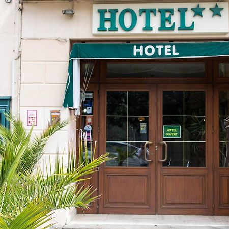 Hotel De La Gare Dol-de-Bretagne Exterior photo